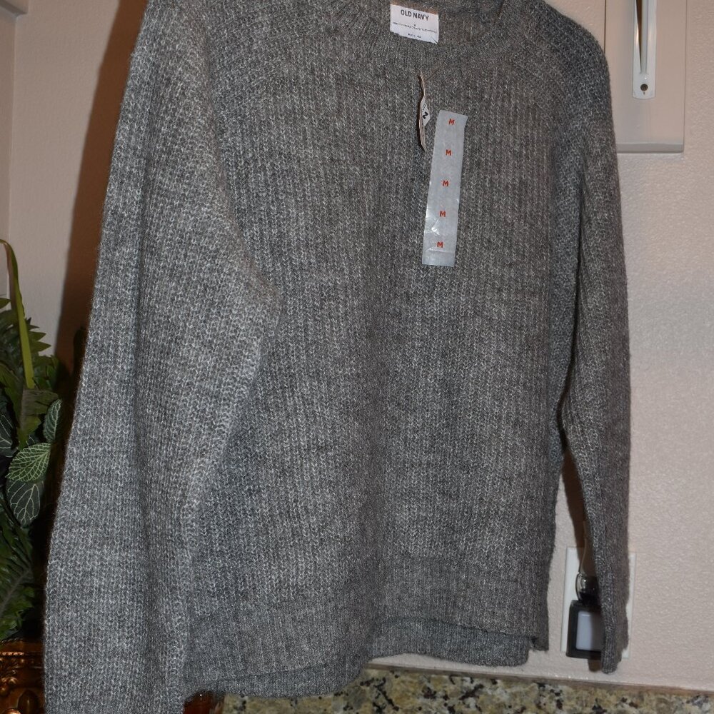 Old Navy Crop Top Sweater in Gray Size M - Picture 2 of 5